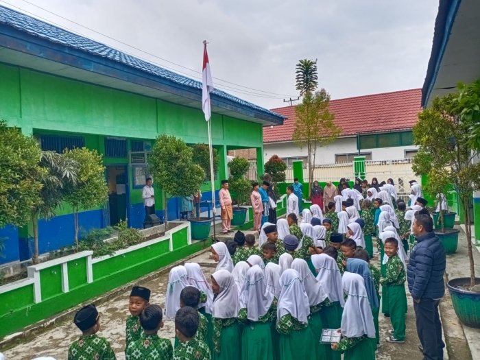 MIN 4 Kerinci Ikuti Upacara Peringatan HUT Provinsi Jambi ke-69