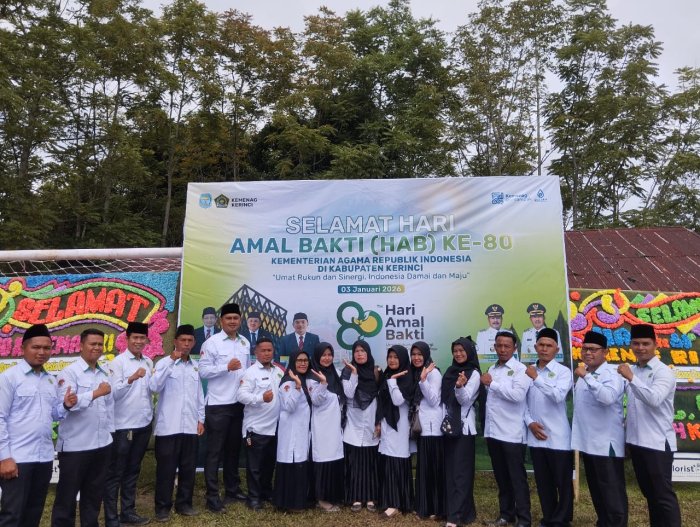 MIN 4 Kerinci Ikuti Upacara HAB Kemenag ke-80 di Lapangan Sebukar