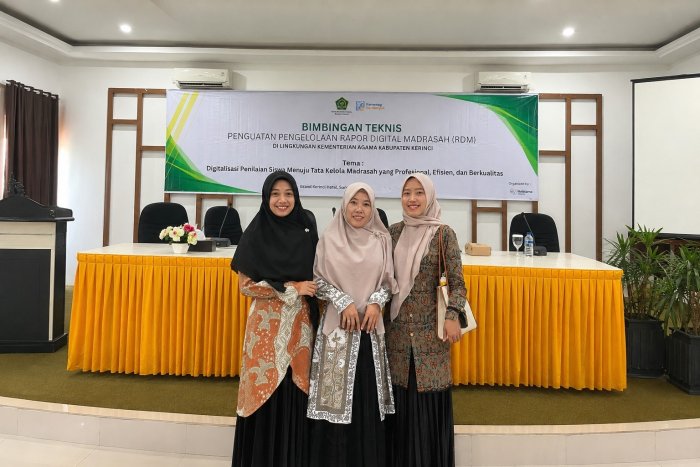 Tingkatkan Kompetensi Pengelolaan Nilai, Staf TU MIN 4 Kerinci Ikuti Bimtek Rapor Digital Madrasah (RDM) Tingkatkan Kompetensi Pengelolaan Nilai, Staf TU MIN 4 Kerinci Ikuti Bimtek Rapor Digital Madrasah (RDM)
