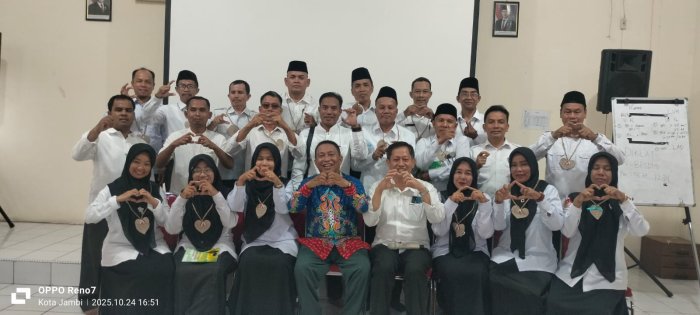 Kepala Madrasah Negeri 4 Kerinci Ikuti Bimtek Kurikulum Berbasis Cinta (KBC)
