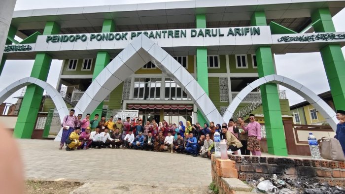 Kepala MIN 4 Kerinci Hadiri Penutupan Bimtek Kurikulum Berbasis Cinta (Kbc) Di Pondok Pesantren Darul Arifin Jambi