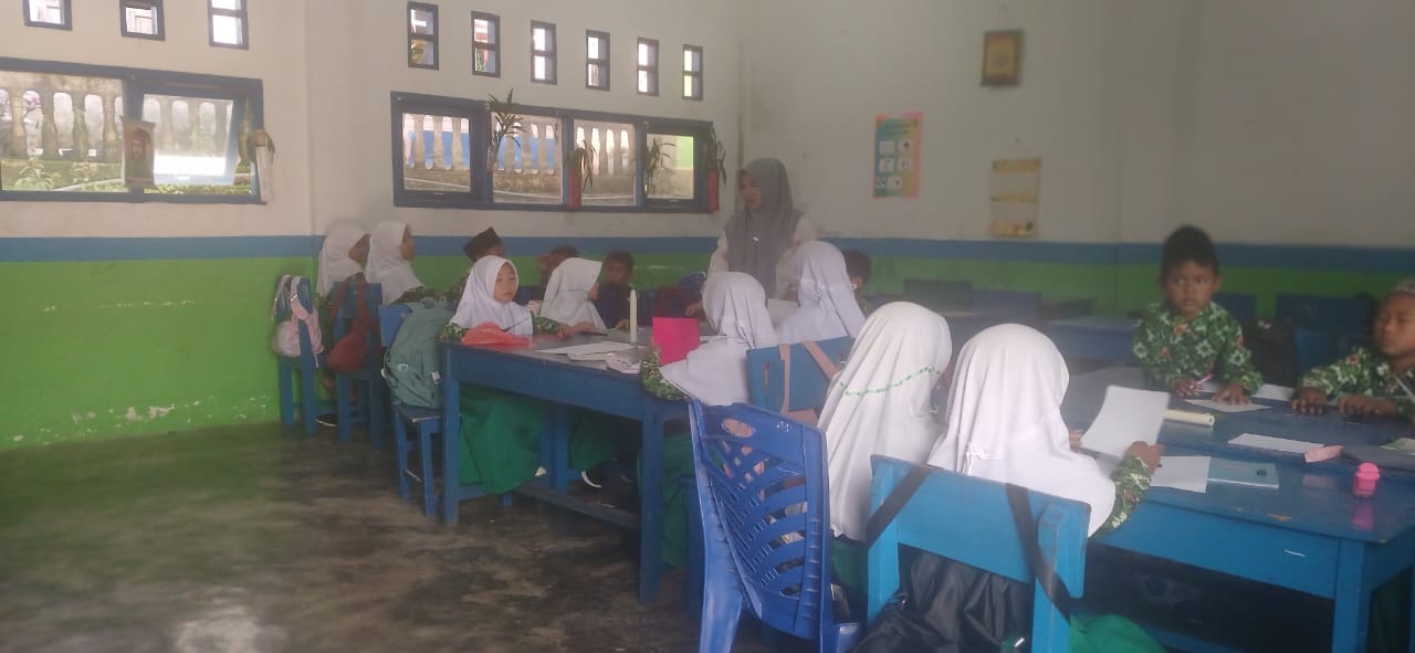 Pembelajaran IPA Semakin Menarik Setelah Lakukan Eksperimen oleh Oleh Ibu Epia Epita Sari, S. Pd. 